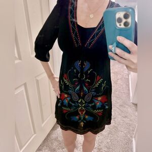 BoHo Black Peasant Embroidered Floral Dress Size Small Forever 21 + Medium Tank